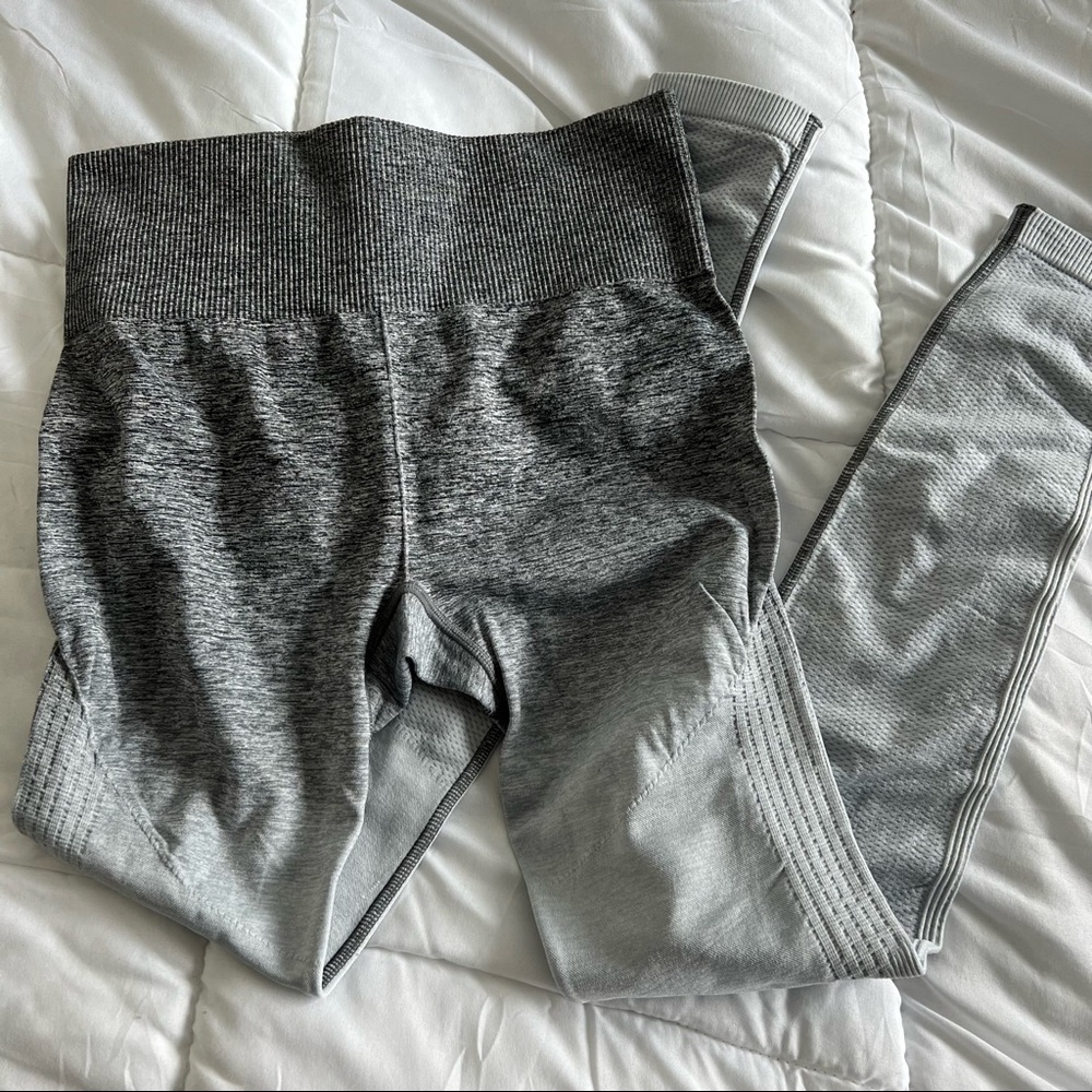 SheIn Ombré Grey Seamless Leggings